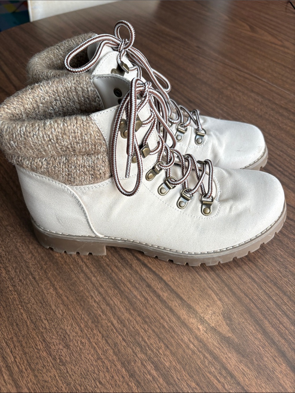 Cliffs Size 8 Pathfield Lace Up Boots Knit Collar Lace Up Hiker Boots